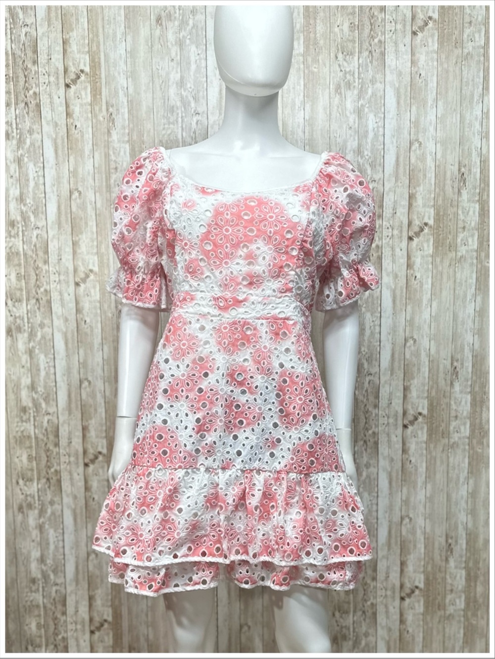 Stellah Pink & White Eyelet Mini Dress ~ Size M ~ Item #L3